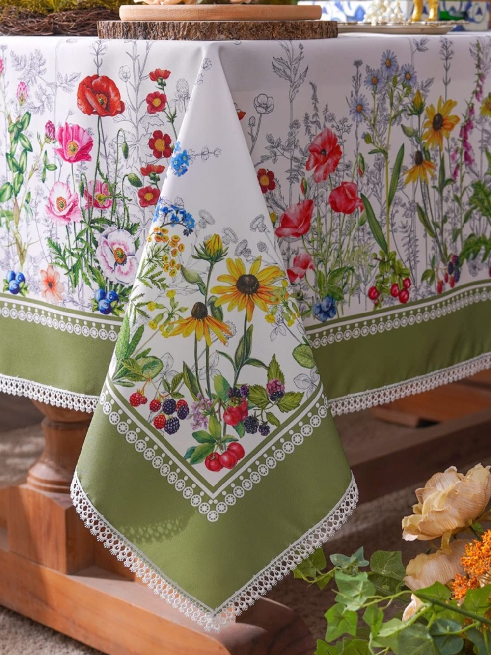 Floral Garden Green Border Tablecloth